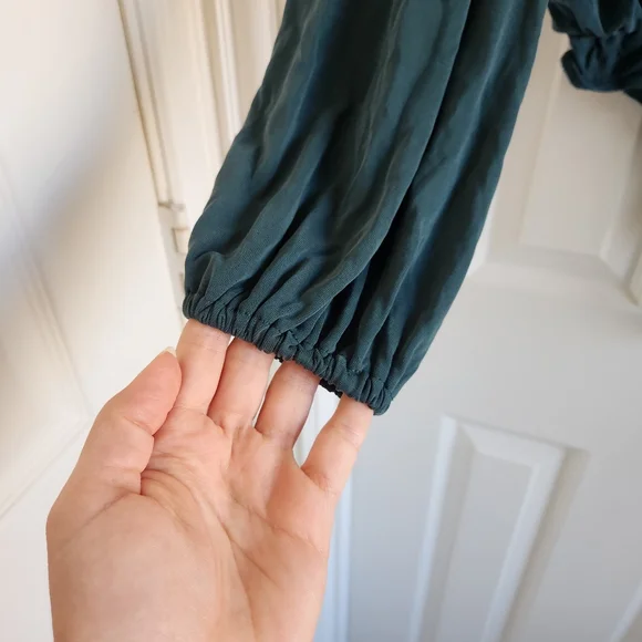 Lulus Chic on Repeat Emerald Green V-Neck Long‎ Sleeve Bodysuit Size Medium - Picture 6 of 8